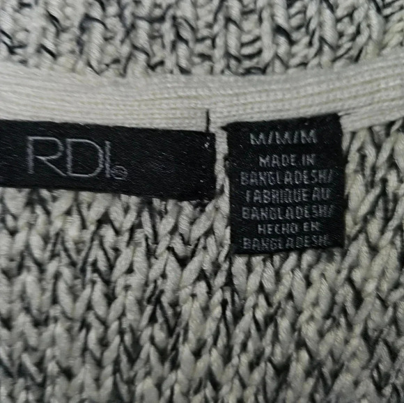 RDI cold shoulder knit sweater - Picture 4 of 5
